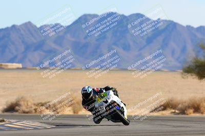 media/Jan-08-2022-SoCal Trackdays (Sat) [[1ec2777125]]/Turn 4 (1145am)/